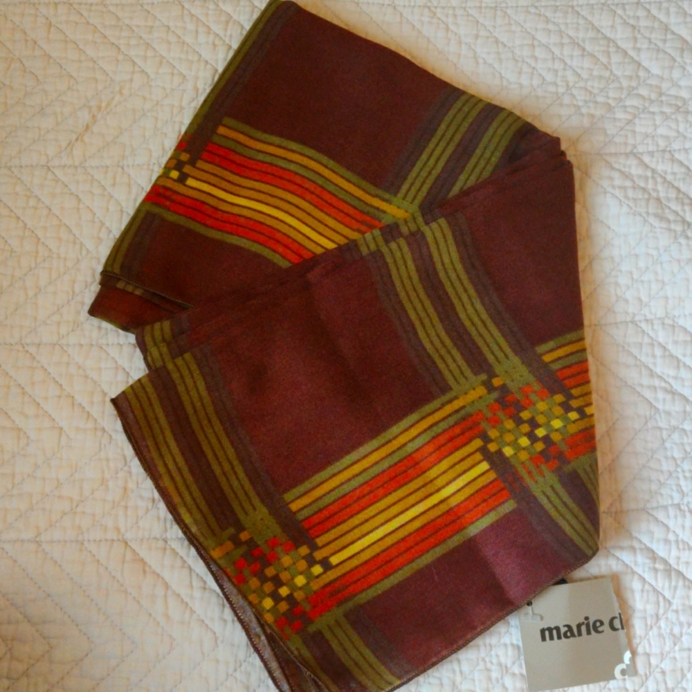 3 for 10) Scarf